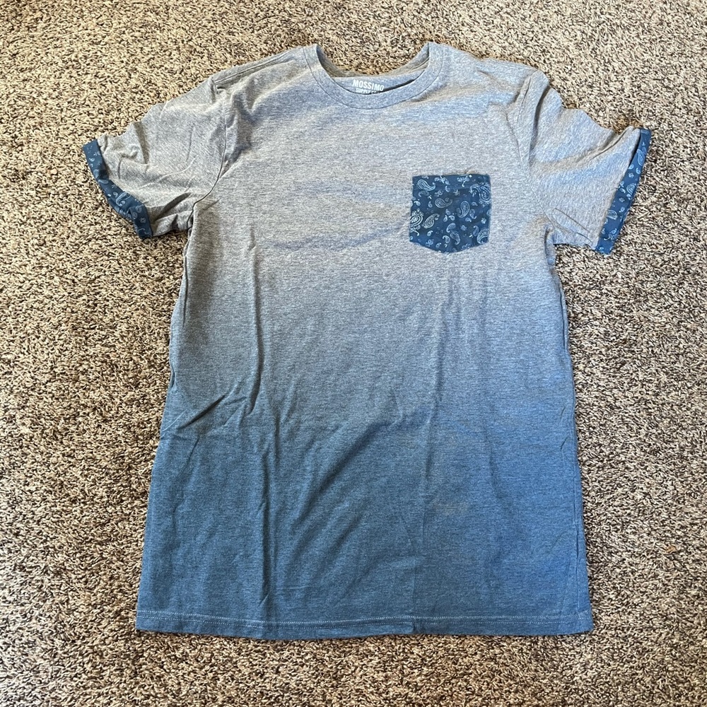 Mossimo T-Shirt